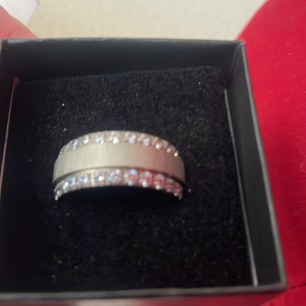 Men’s ring - Picture 2 of 3